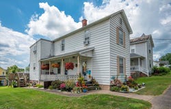 111 High Street, Marietta, OH 45750