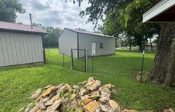 704 8th Street, Oswego, KS 67356