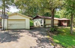 25 Jones Loop, Springville, TN 38256
