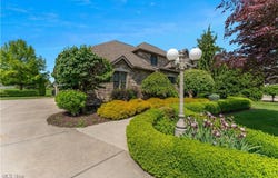 7878 Tuscany Drive, Poland, OH 44514