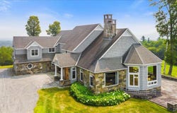 19 Old Town Road, Winhall, VT 05340