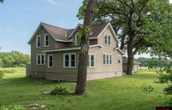 18141 568th Avenue, Mankato, MN 56001
