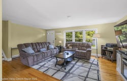 10 Dogwood Lane, New Paltz, NY 12561