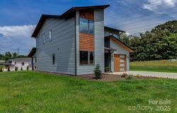 79 Scott Meadows Drive, Asheville, NC 28806