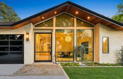 4828 Oakwood Avenue, La Canada Flintridge, CA 91011