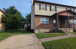 2727 Pioneer Drive, Radcliff, KY 40160