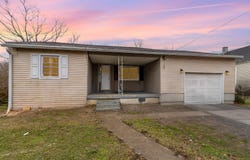 2054 Lakeview Drive, Fort Wright, KY 41017