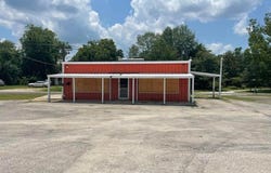 502 E MAIN ST, Zavalla, TX 75980
