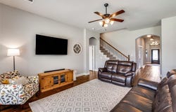 1116 Broken Wheel Trail, Aubrey, TX 76227