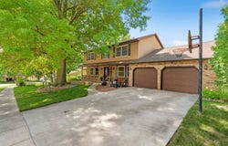 2259 Cae Drive, IowaCity, IA 52246