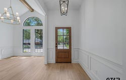 701 Kingswood Dr., Tyler, TX 75703