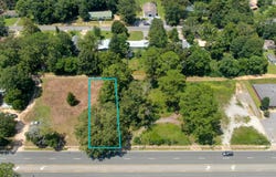 850 N Ferdon Boulevard, Crestview, FL 32536