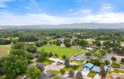 222 Dawn St, Eagle, ID 83616-4832