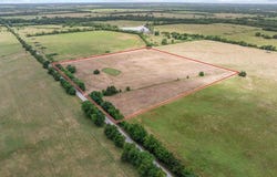 8486 County Road 1019, Wolfe City, TX 75496