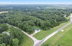 24826 Lake Drive, Warrenton, MO 63383