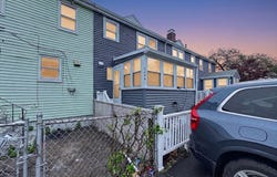 228-B Quincy Shore Dr, Quincy, MA 02171