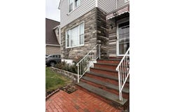 36 Gordon Road, Valley Stream, NY 11581