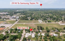 700 Dyer ST, Rockdale, TX 76567