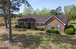 68 Smart Road, Baxley, GA 31513