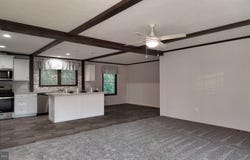 22 W WILLOW, PALMYRA, PA 17078