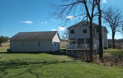 1097 Tarklin Rd, Cranberry, PA 16319