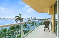 2650 Lake Shore Drive, Riviera Beach, FL 33404