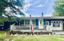 1806 Barr Street, Hillsdale, MI 49242