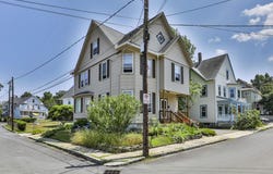 4 Arlington Avenue, Nashua, NH 03060