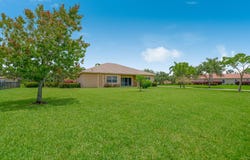 7422 SE Belle Maison Drive, Stuart, FL 34997