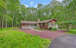 108 Tall Oak Road, Albrightsville, PA 18210