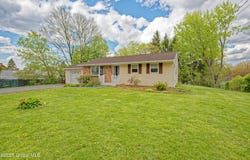 9 Short Street, Schodack, NY 12033
