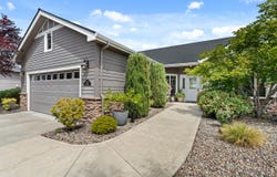 115 Sandridge Way, Eagle Point, OR 97524