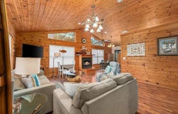 1807 NE Mabel's Ave, Steinhatchee, FL 32359