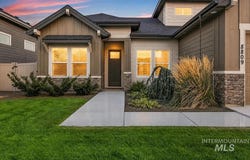 8809 E Daffodil St, Nampa, ID 83687