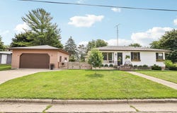 516 Clover Lane, Fort Atkinson, WI 53538