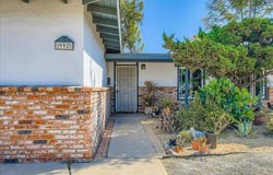 992 Ednabelle Ct, El Cajon, CA 92021