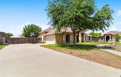 1359 Loretta Lynn Drive, Edinburg, TX 78541