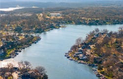 27 Beach Drive, Lake Tapawingo, MO 64015