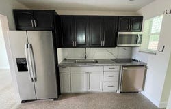 5441 NE 1st Ave, Oakland Park, FL 33334