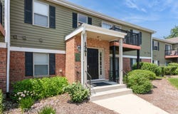 1561 Raymond Drive, Naperville, IL 60563