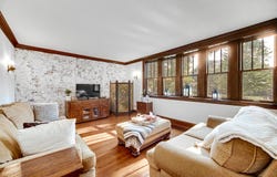 856 Margret Street, Des Plaines, IL 60016