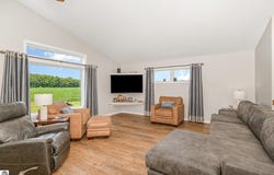 9959 Riverside Drive, St Louis, MI 48880