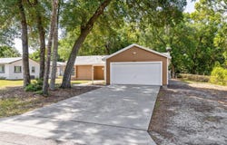 45 LAKE DRIVE, DEBARY, FL 32713