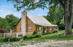 11279 Buzzard Glory, Crooksville, OH 43731
