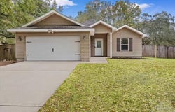 8445 Rynes Cir, Navarre, FL 32566