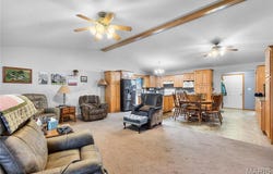 1001 Harry Avenue, Perryville, MO 63775