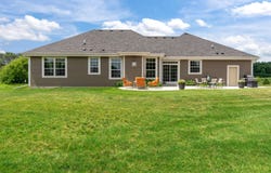 286 Nagel Ln, Colgate, WI 53017
