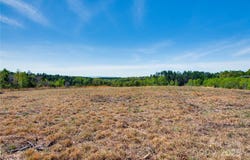 2660 Playmore Beach Road, Lenoir, NC 28645