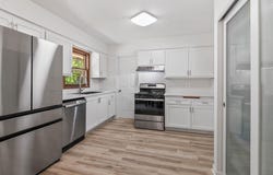 2028 Dixie Dr, Waukesha, WI 53189