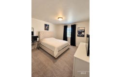 14327 Fractus Dr, Caldwell, ID 83607